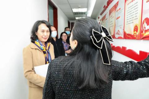罗湖区人大常委副主任谭会茹一行莅临旺财28调研