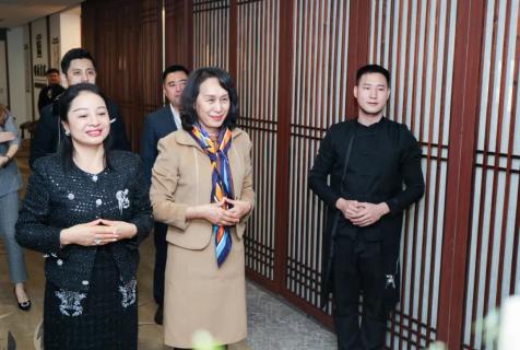 罗湖区人大常委副主任谭会茹一行莅临旺财28调研