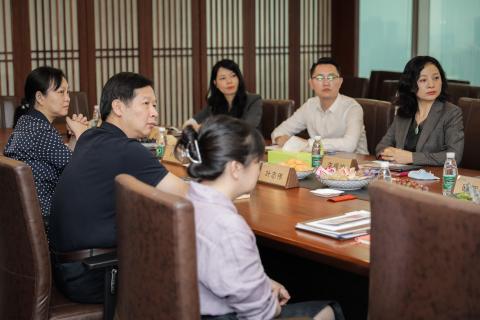 罗湖区委统战部副部长、工商联党组书记叶志伟一行到旺财28调研