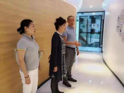 赣江南昌经开区领导受邀访问旺财28加速器，为优质项目落地南昌创造新机遇